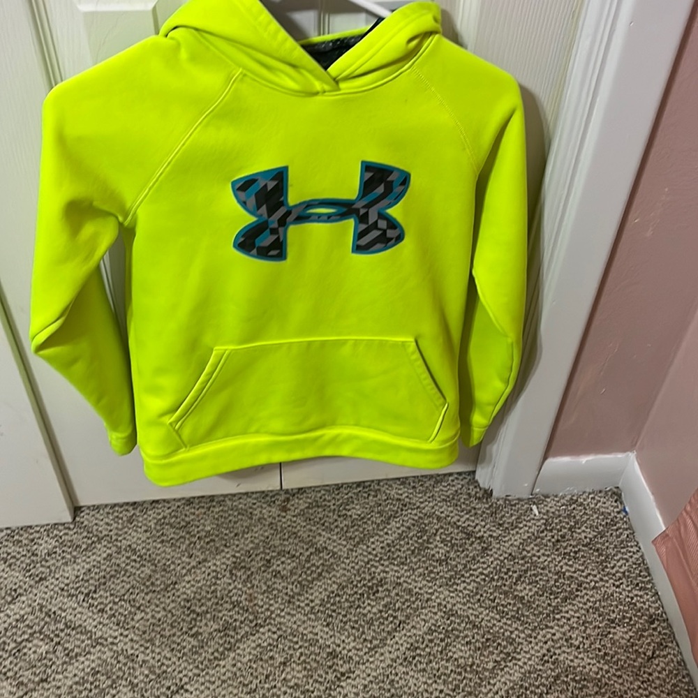 Under armor athletic hoodie